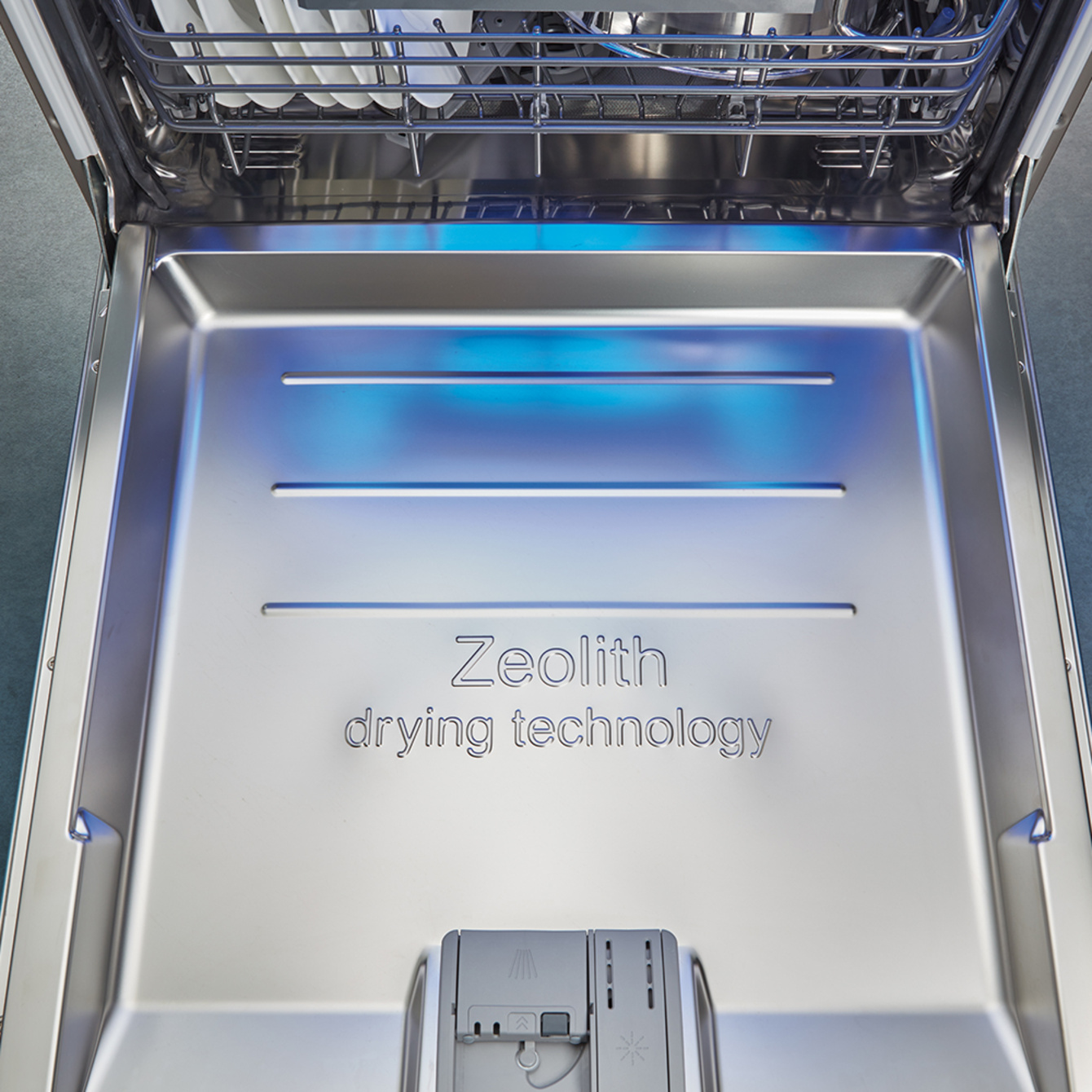 Zeolith Trocknen – Für glänzende Spülergebnisse bei Elektro Zorbau GmbH in Lützen OT Zorbau