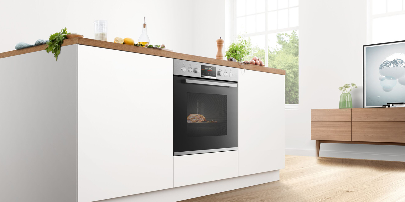 Backöfen und Herdsets bei Elektro Zorbau GmbH in Lützen OT Zorbau